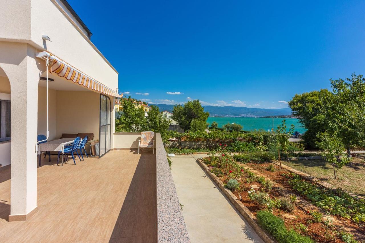 Apartments Star By The Sea Čižići Zewnętrze zdjęcie