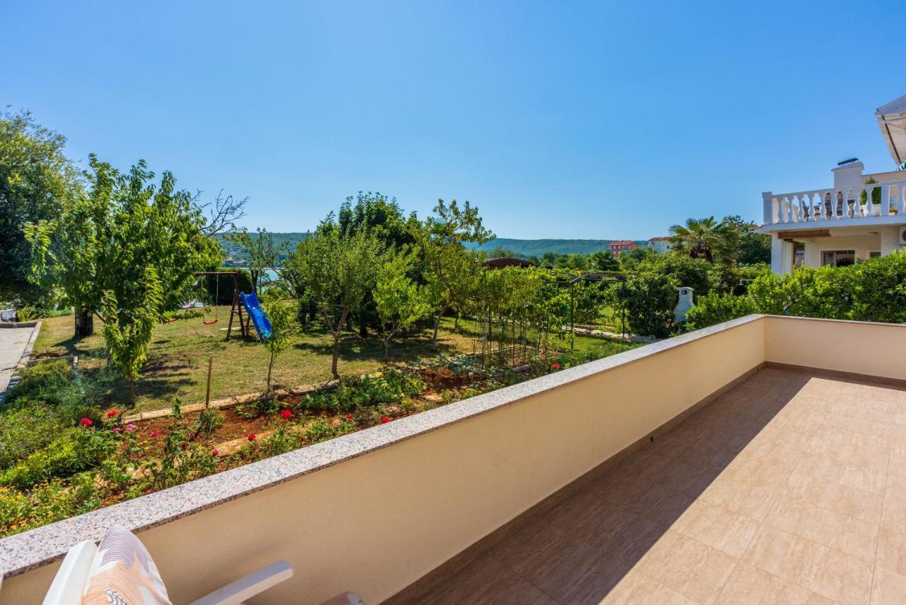 Apartments Star By The Sea Čižići Zewnętrze zdjęcie